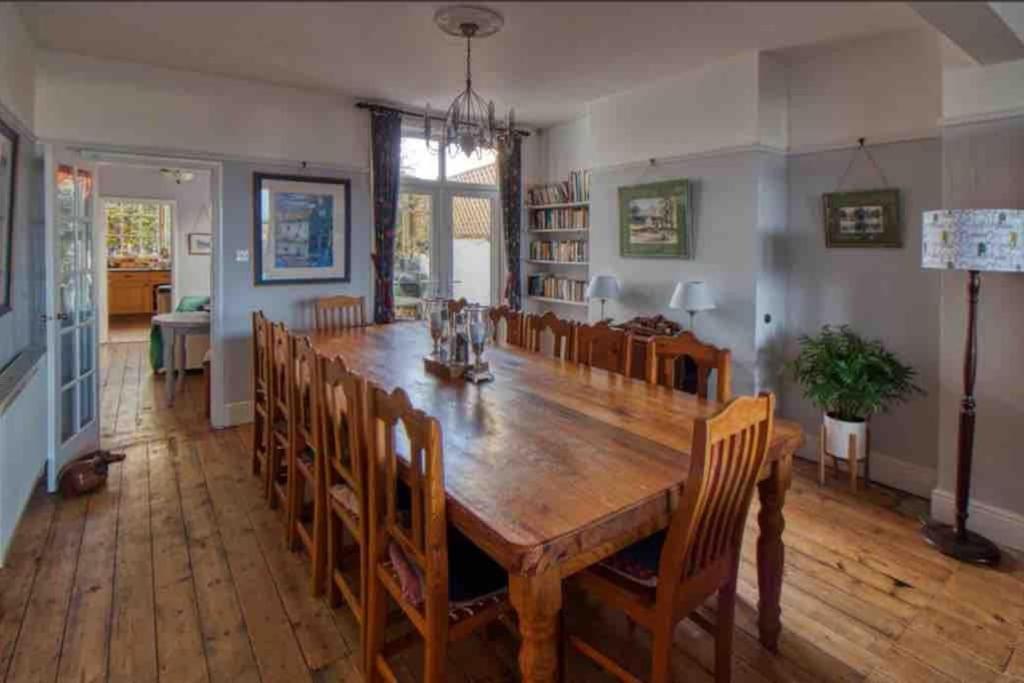 Large Character Home, Hot Tub, Beach 5 Min Walk Gorleston-on-Sea Zewnętrze zdjęcie