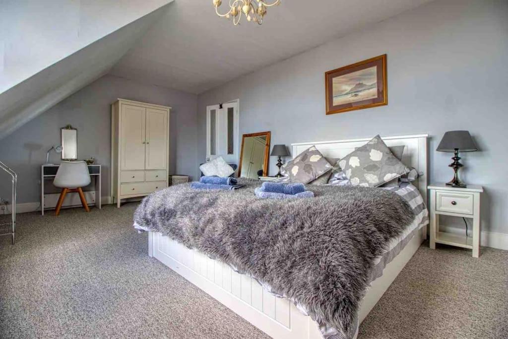 Large Character Home, Hot Tub, Beach 5 Min Walk Gorleston-on-Sea Zewnętrze zdjęcie
